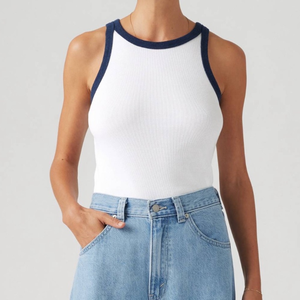 Levi’s essential racer tank top